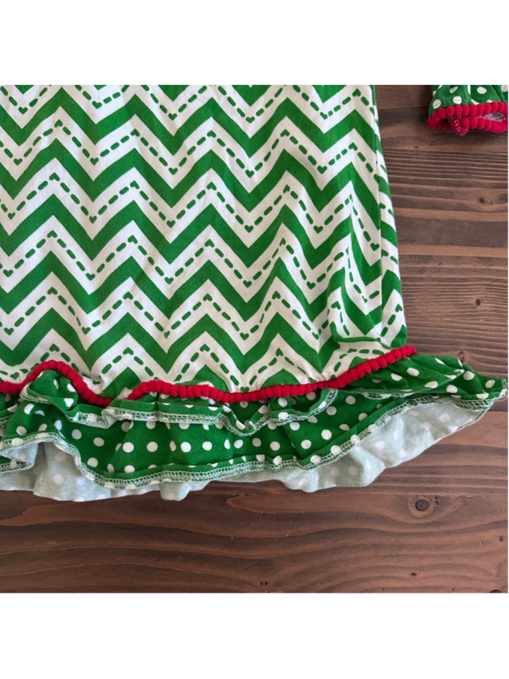 Counting Daisies Girls Dress 6X Green White Christmas Santa Shaker Sequins - Picture 5 of 5